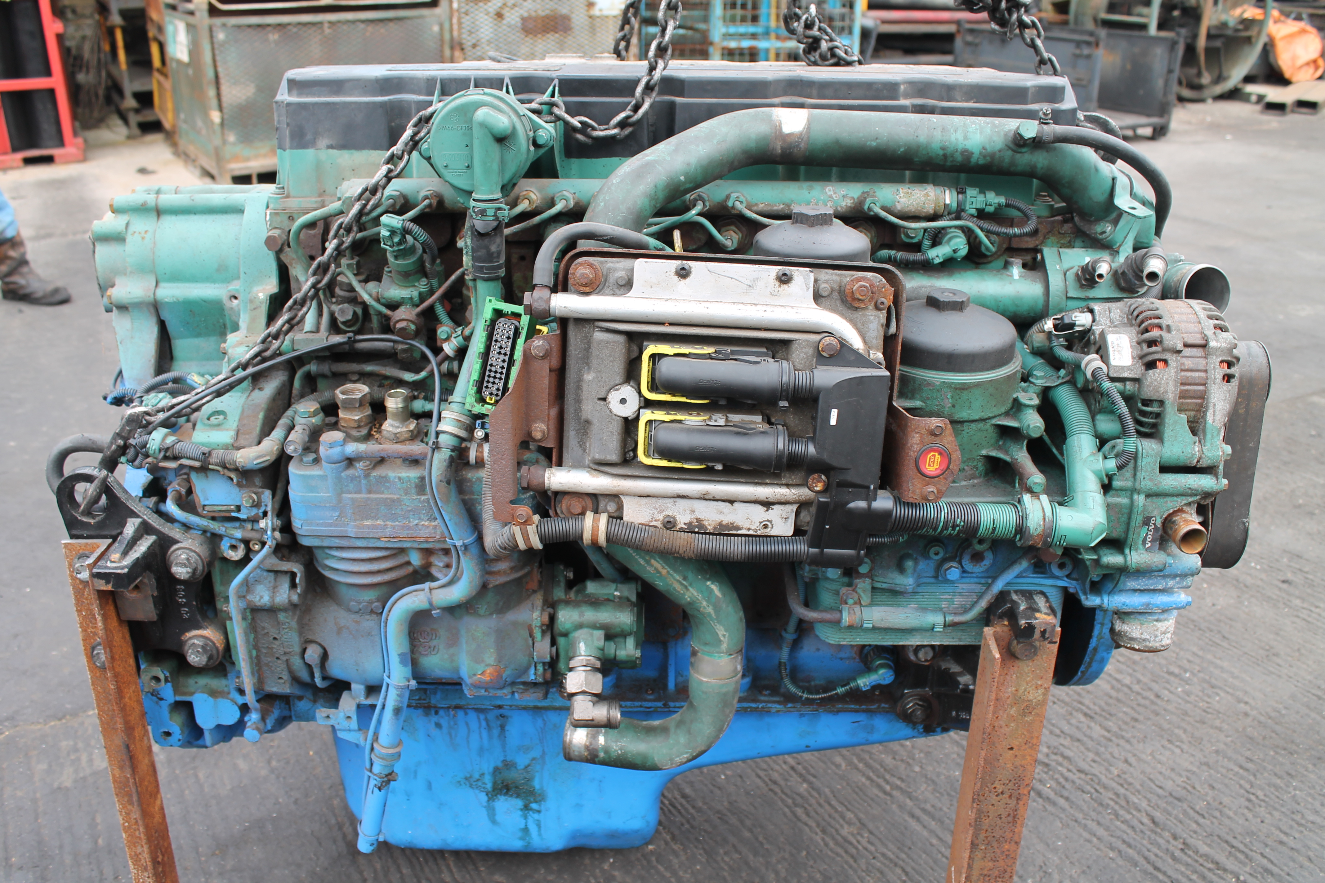 Volvo D7e Engine - Complete Used Engine For Sale - F&amp;J ...